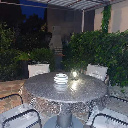 Andelka Apartment *