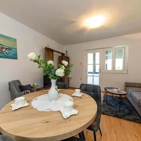 Apartment Andelka